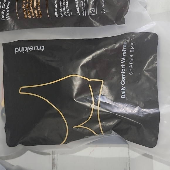 𝅺truekind® Daily Comfort Wireless Shaper Bra - Picture 4 of 6